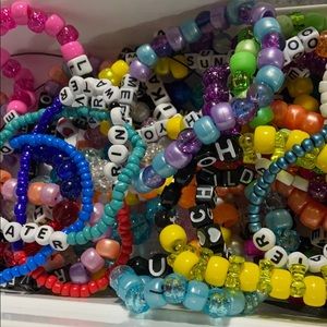 5 pieces of random pony beads/ kandi bracelets